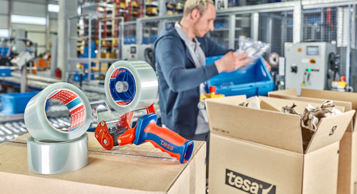 Tesa® 60416 : la nouvelle génération de rubans d’emballage responsables